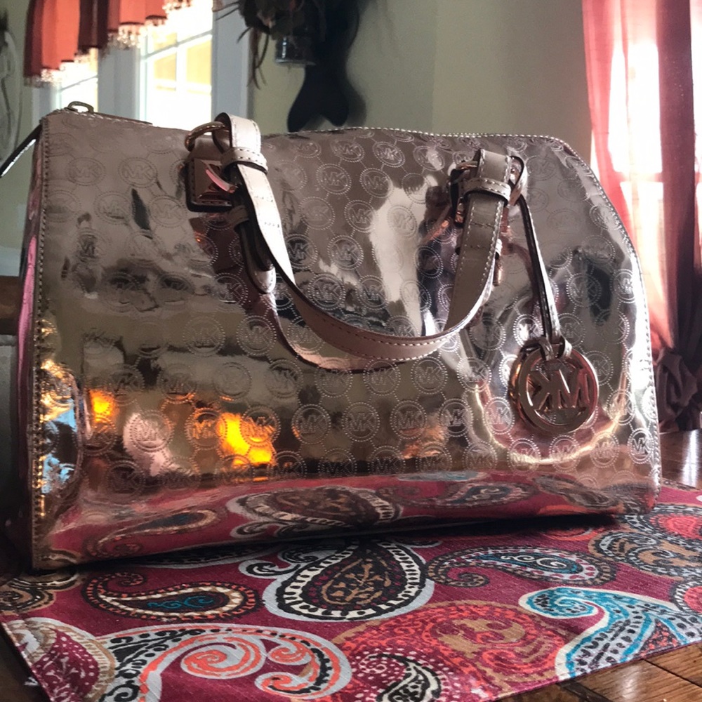 Michael kors purse brand new never used